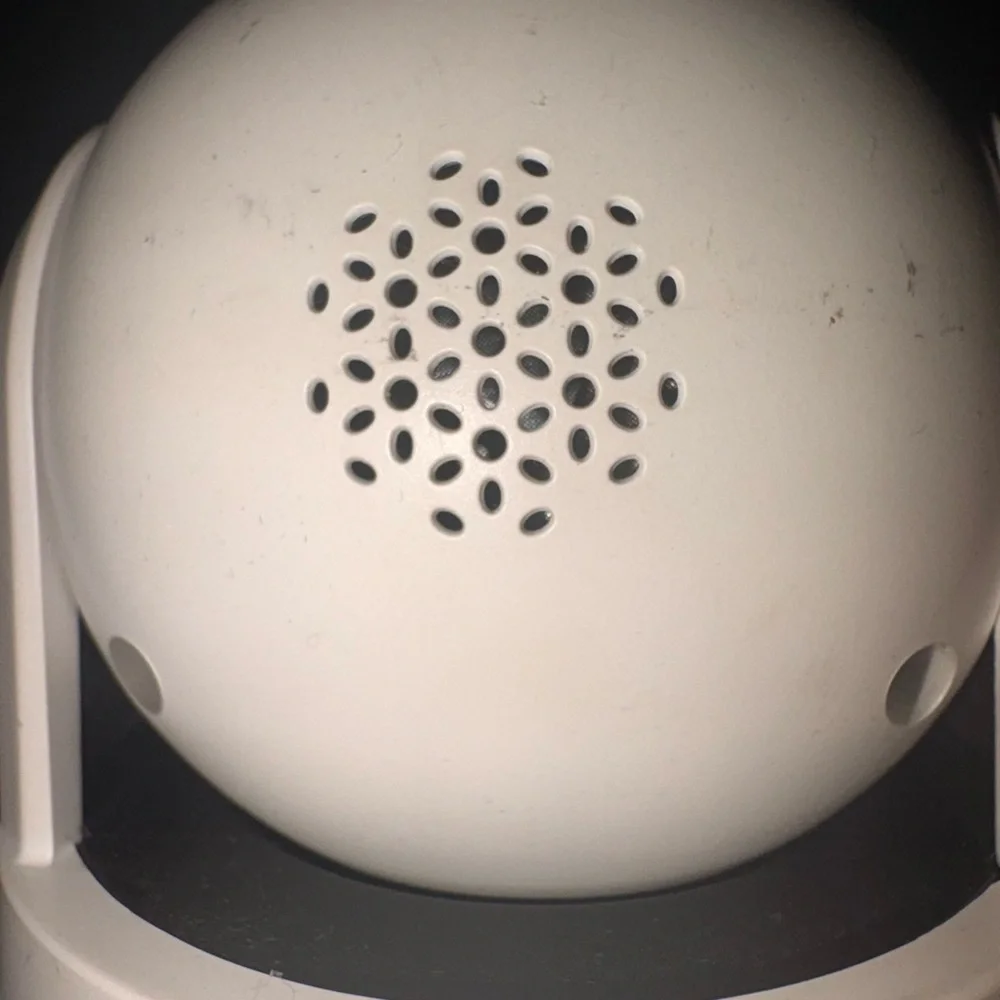 SMART BULB SECURITY CAMERA! FITS ON LAMP! 360• VIEW